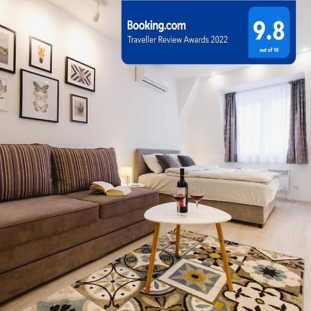 Apartment Hana Lux Belgrade Exterior photo