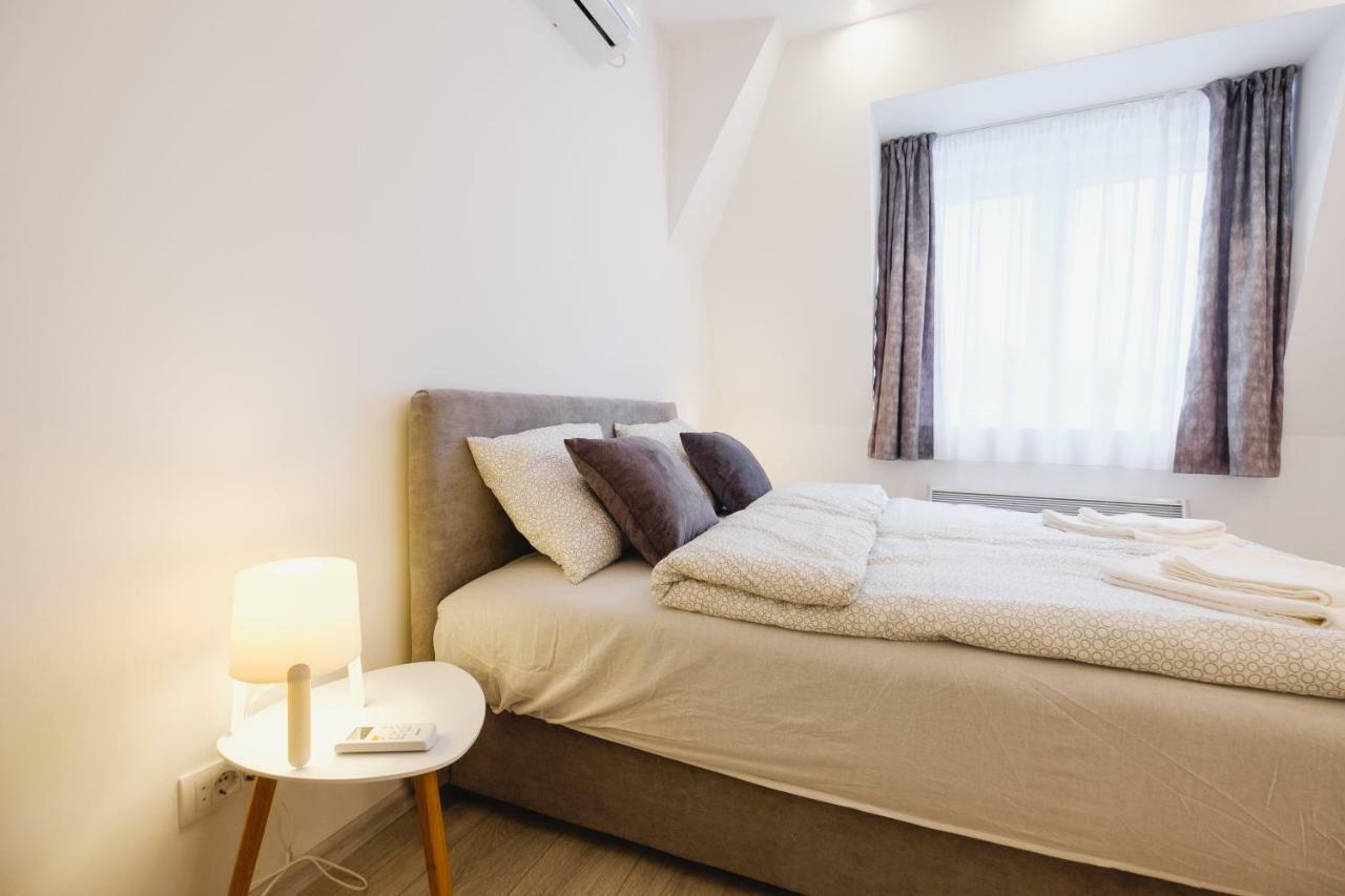 Apartment Hana Lux Belgrade Exterior photo