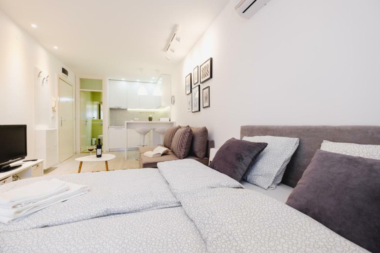 Apartment Hana Lux Belgrade Exterior photo