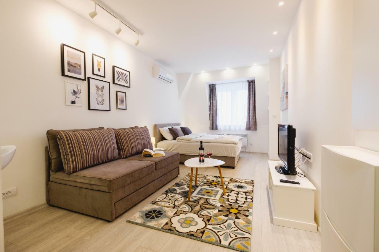 Apartment Hana Lux Belgrade Exterior photo